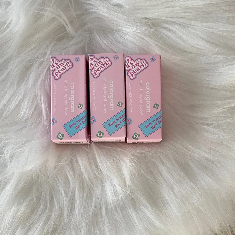 New in box / color gram milk bling shadow
